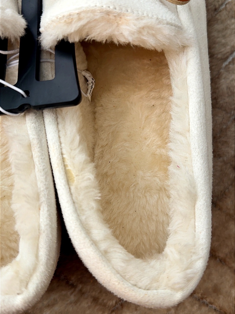Sonoma Cream Faux-Shearling Moccasin Slippers with Brown bows - Picture 5 of 9